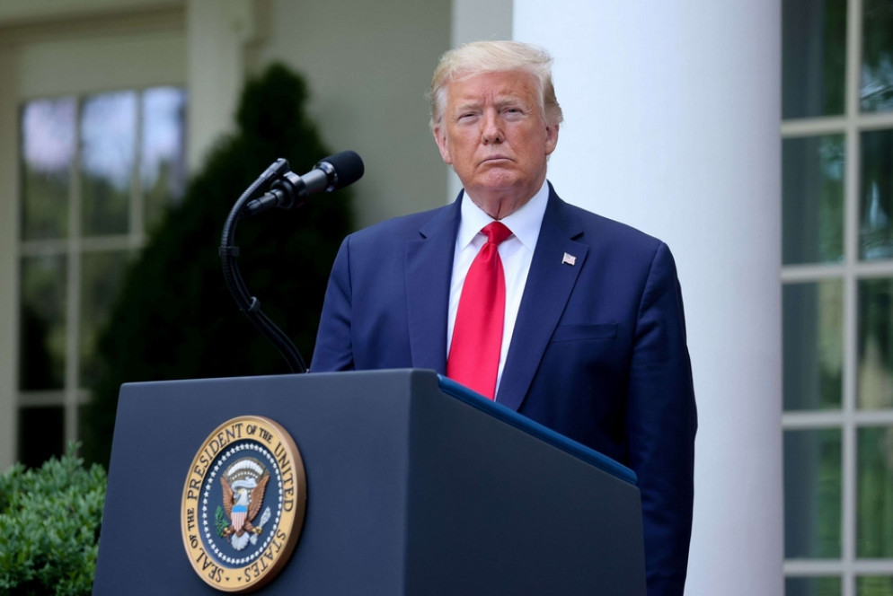 Il presidente Donald Trump accusa il social di influenzare il voto di novembre - Reuters