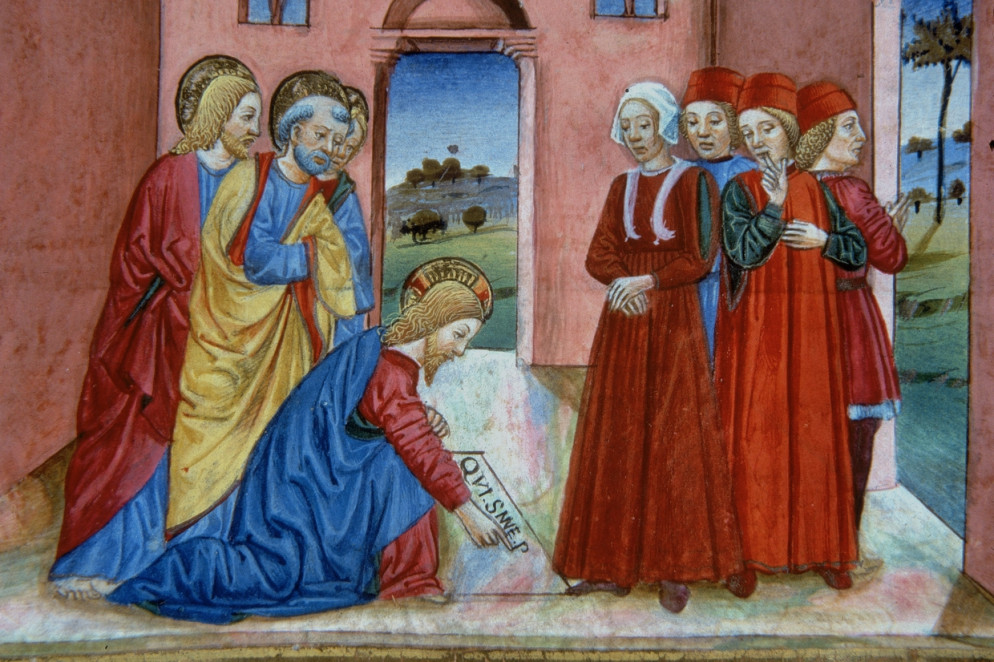Una miniatura raffigurante Gesù davanti all'adultera che scrive: "Chi è senza peccato scagli la prima pietra" (Foto Alinari) - .