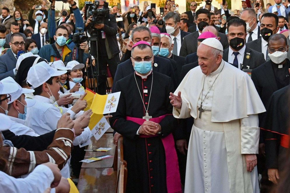 Papa Francesco arriva alla Cattedrale di San Giuseppe - Reuters