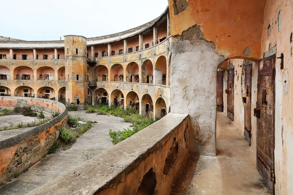 L'interno del carcere di Santo Stefano - .