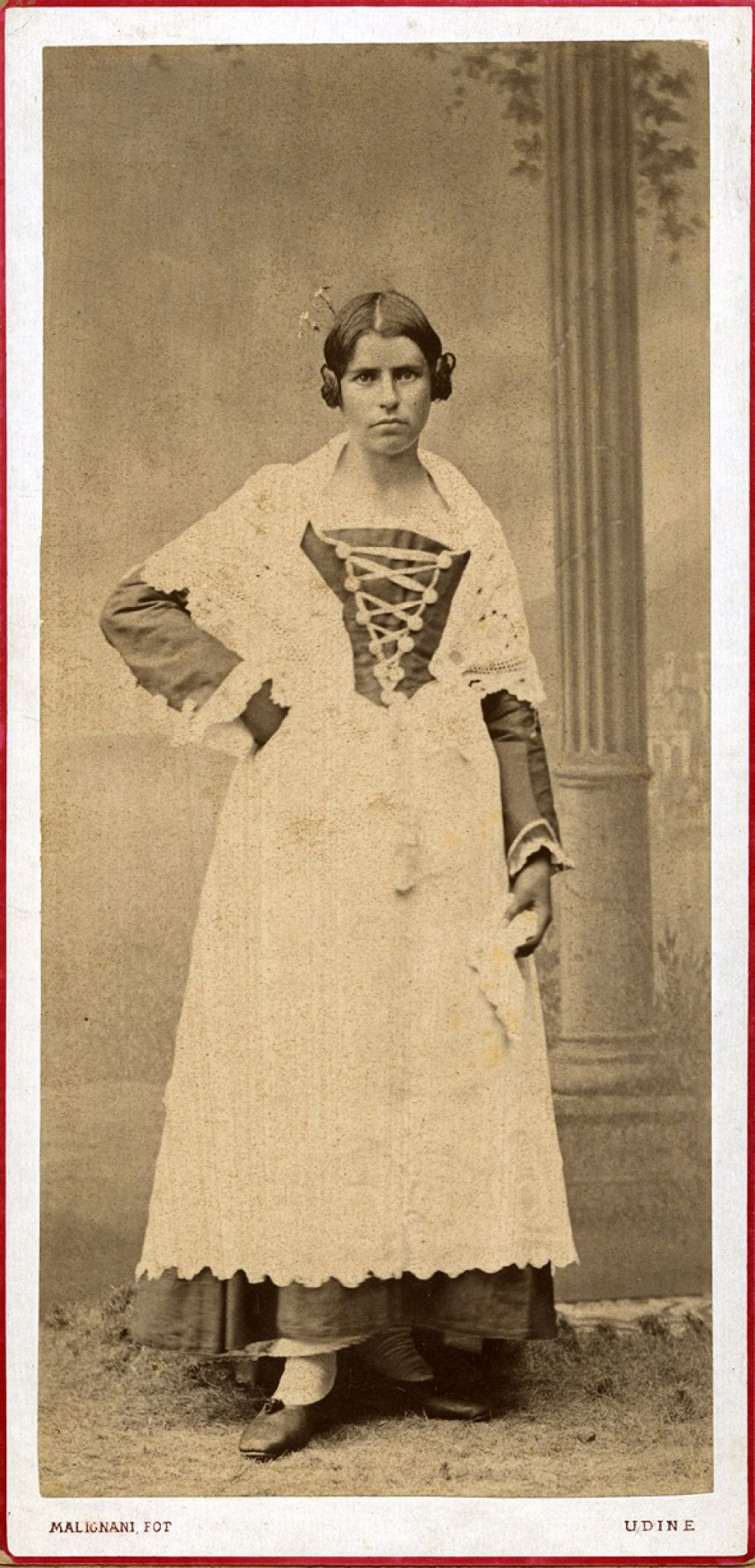 Donna ritratta con il costume di Marano, Museo Etnografico del Friuli - Giuseppe Malignani (1812-1878)