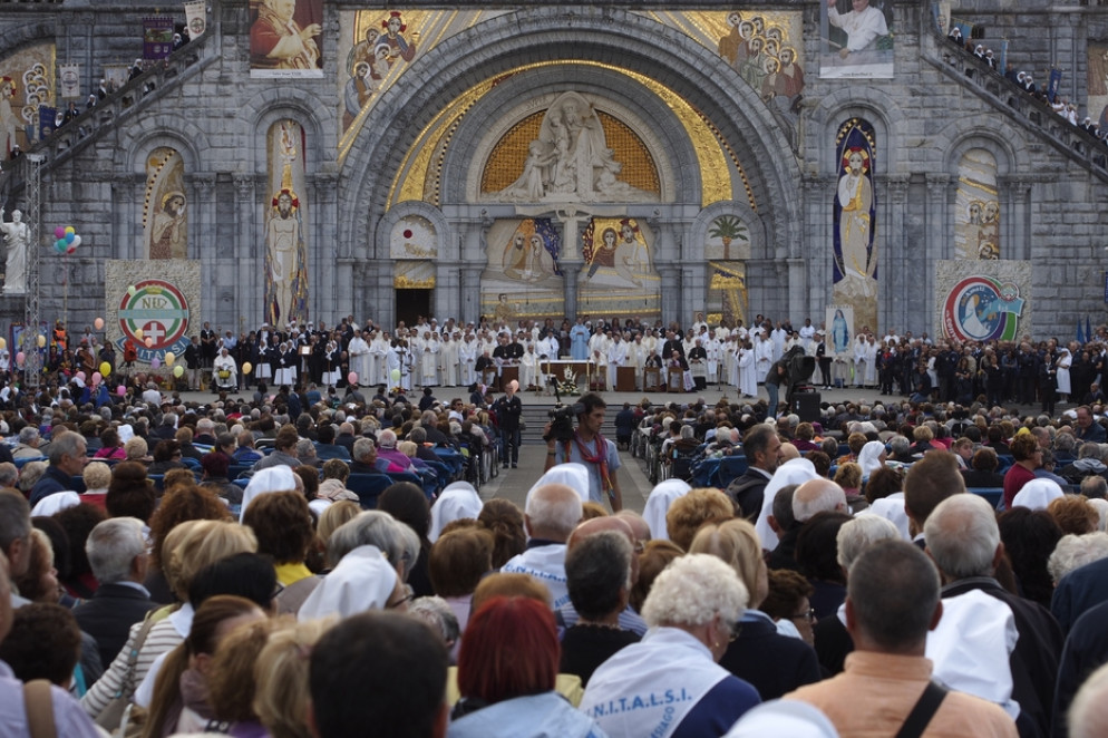 Un pellegrinaggio "italiano" a Lourdes - Immagine di archivio