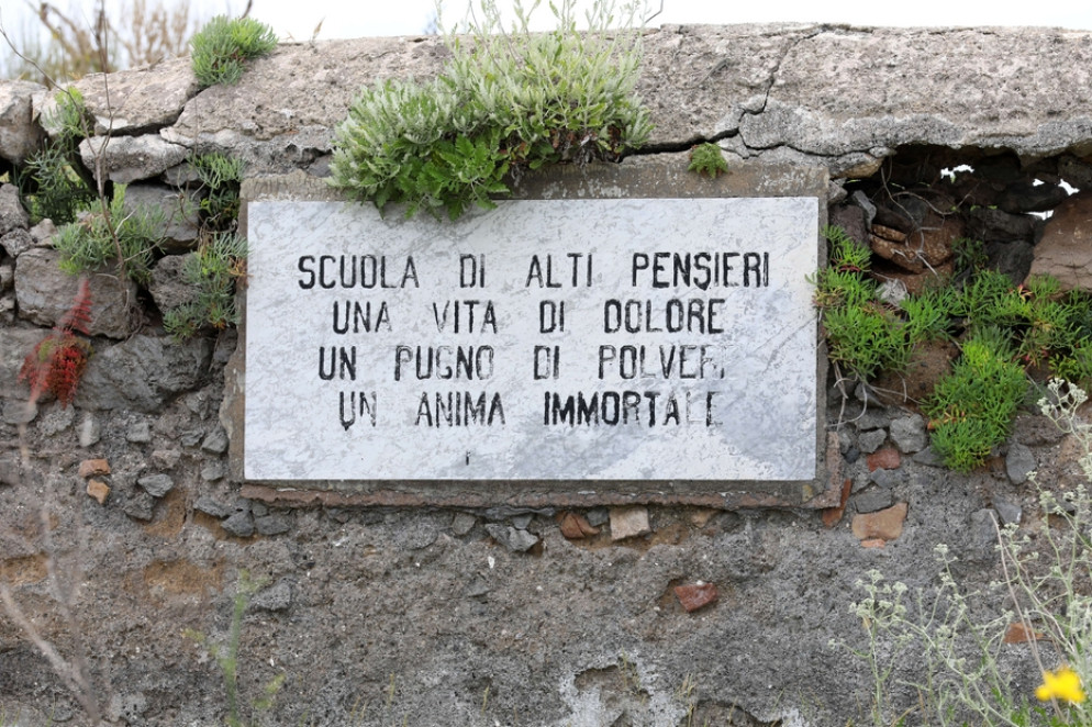 Una targa nel carcere di Santo Stefano - .