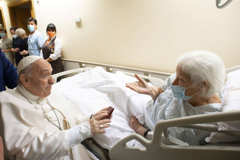 Il Papa all'ospedale Gemelli - Vatican Media
