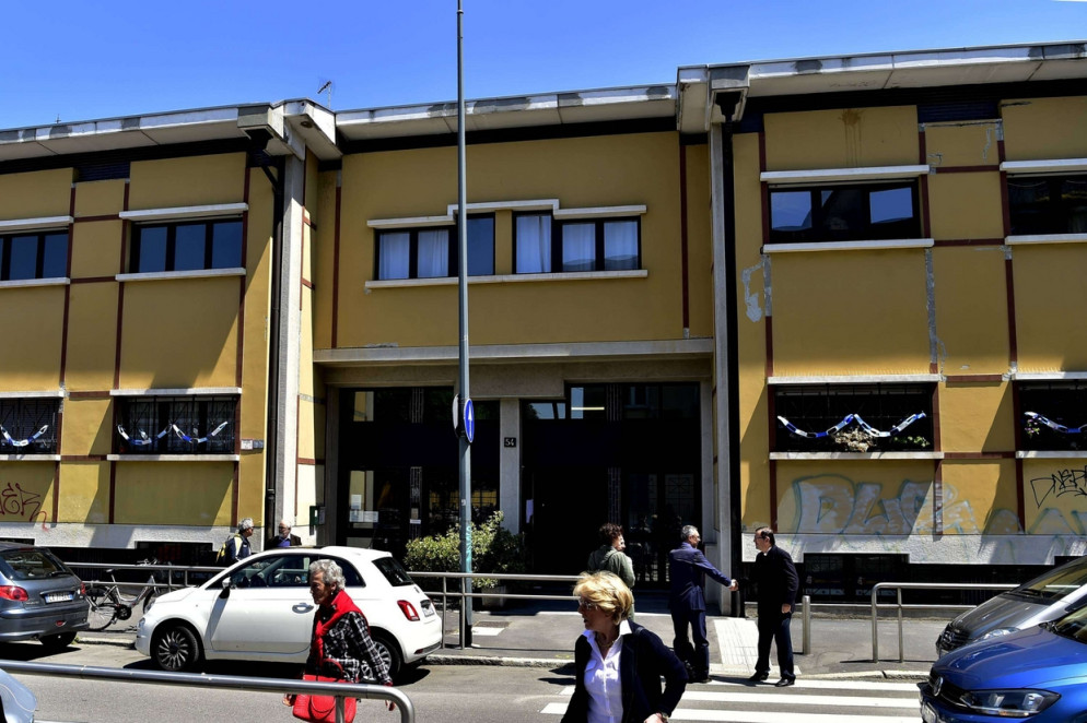 Milano: la sede dell'emporio, la parrocchia del SS. Nome di Maria (Fotogramma)