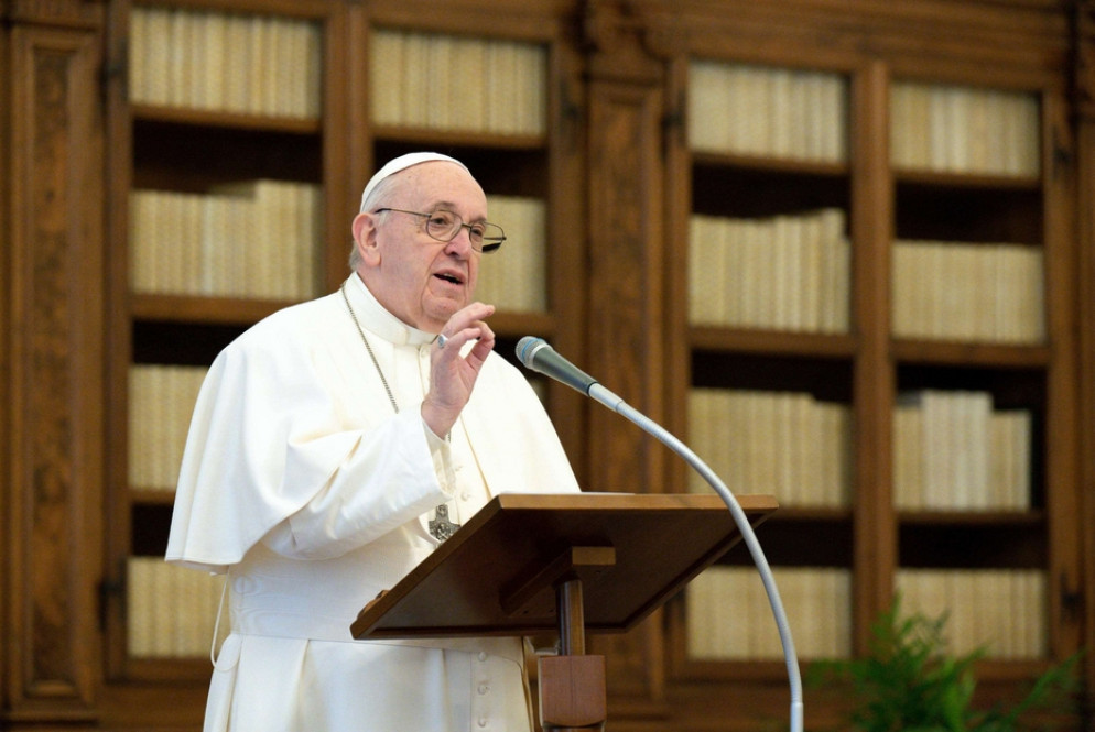 Papa all'Angelus - Ansa