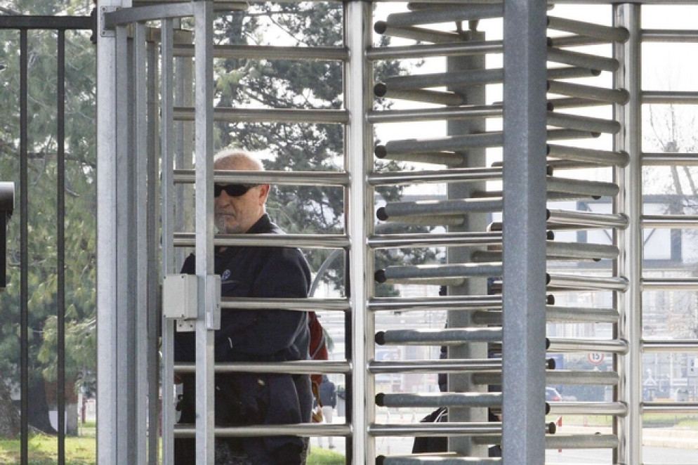 Cancello nel Lodigiano, dove due persone sono risultate contagiate. Presentata così una normale foto diventa inquietante - Ansa
