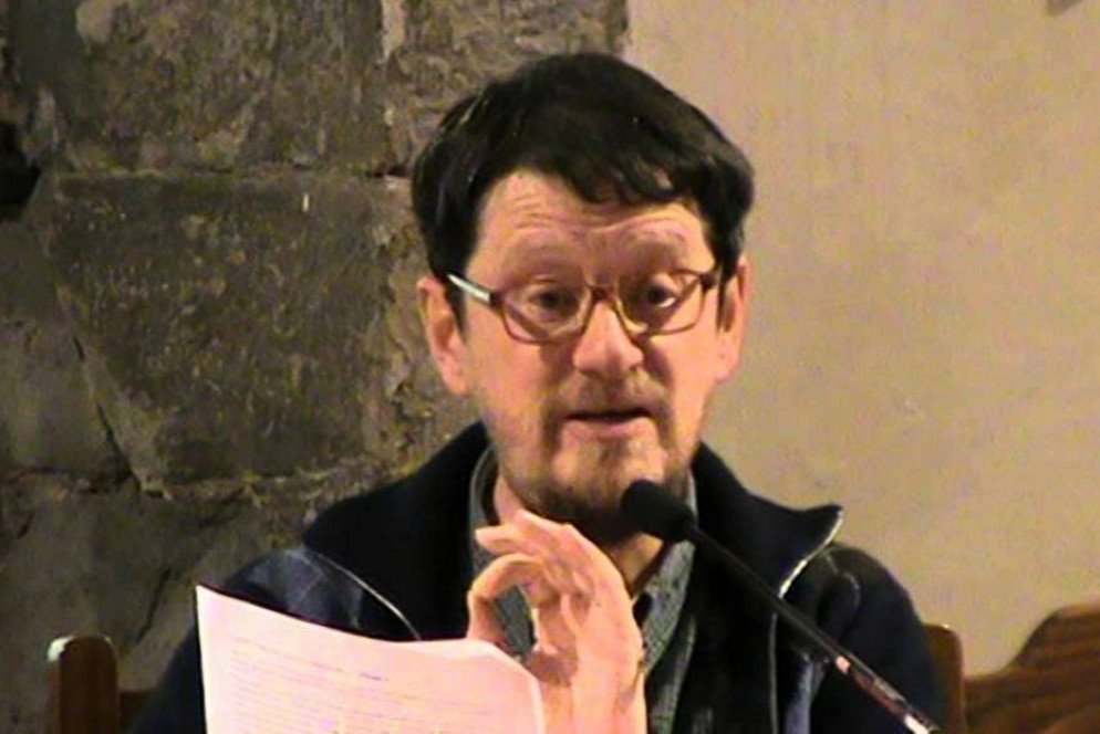 Don Luca Mazzinghi, nuovo presidente della Società biblica in Italia - YouTube