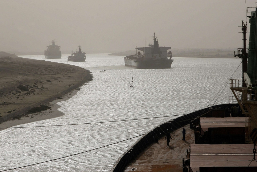 Navigazione nel Canale di Suez, in una foto di repertorio - Ansa