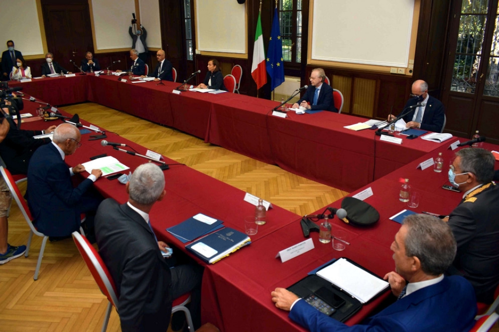 Il comitato per l'ordine e la sicurezza riunito a Milano - Fotogramma