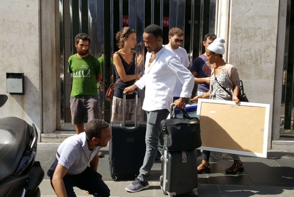 Con il trolley... ma per andare dove?