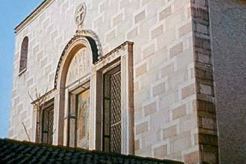 La facciata del Santuario di Maria Bambina, nel cuore di Milano: qui si tiene la Novena che porta alla festa della Natività di Maria, l'8 settembre - .