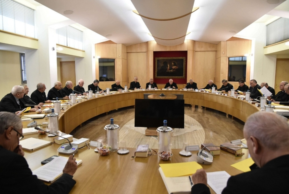 La prolusione del cardinale Bassetti (Foto Siciliani)