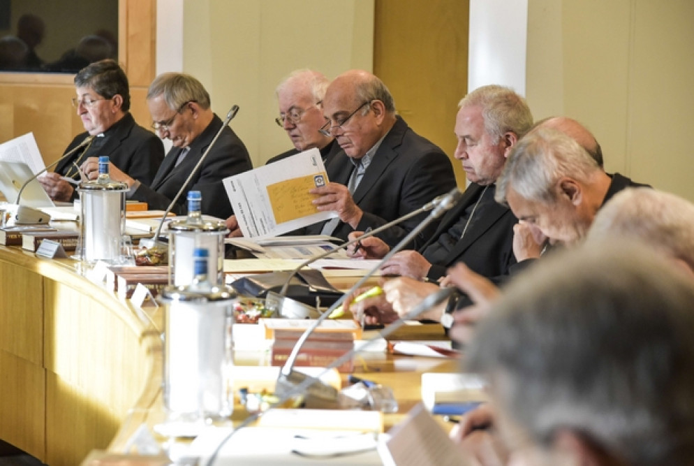 Il Consiglio permanente della Cei, l'introduzione di monsignor Meini (Cristian Gennari/Siciliani)