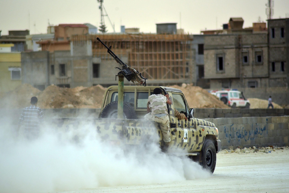 Scontri a Tripoli (Ansa)