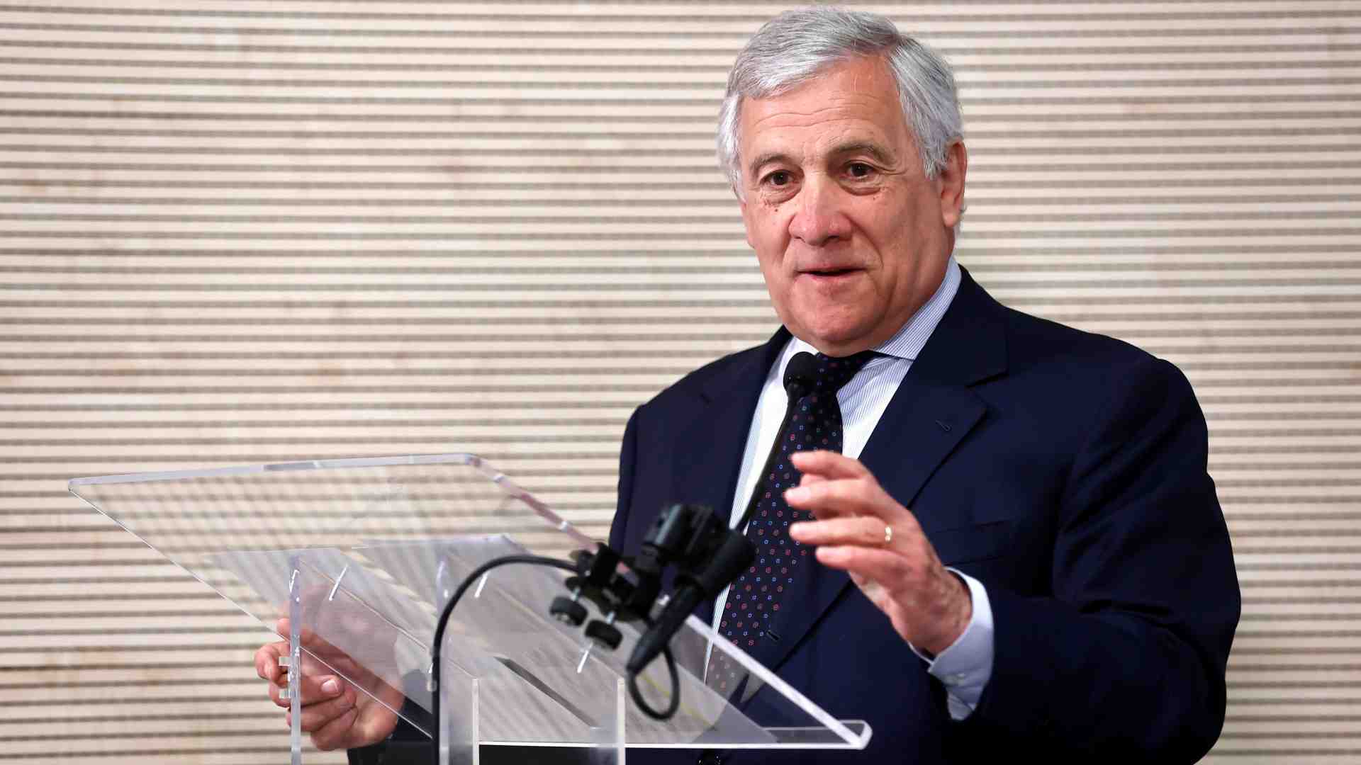 Immagine di Tajani: «Roma può essere capitale della pace. Santa Sede fondamentale»