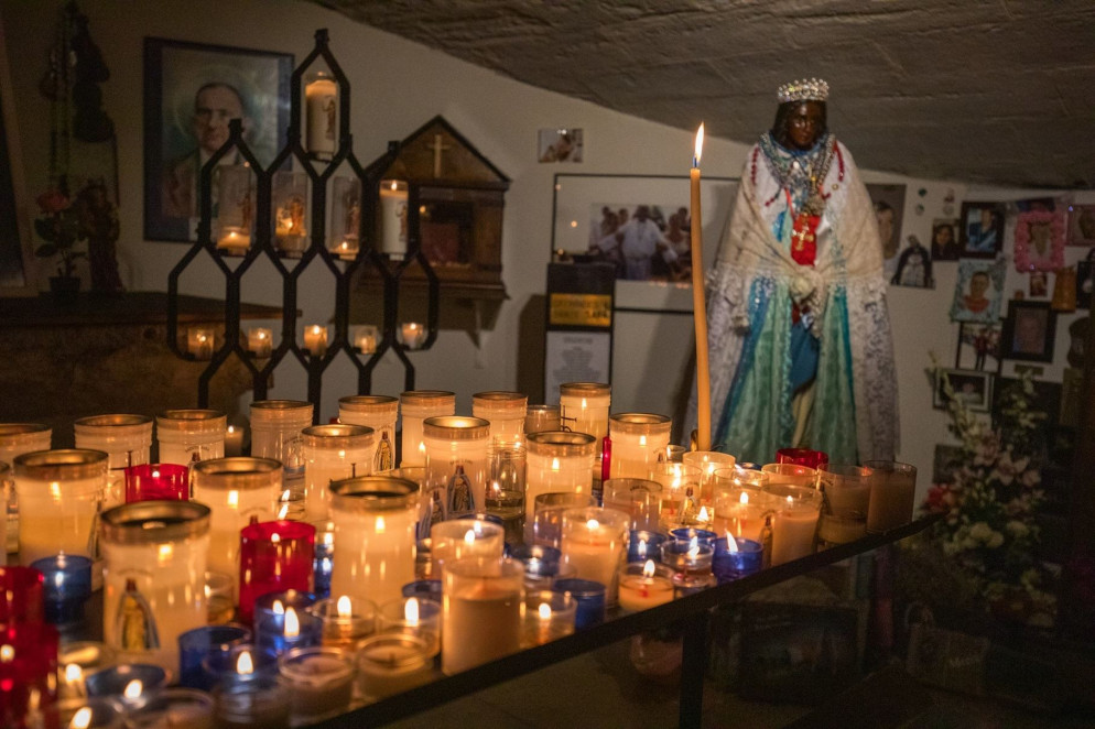 Ex-voto nel santuari di Santa Sarah a Saintes Maries de la mer