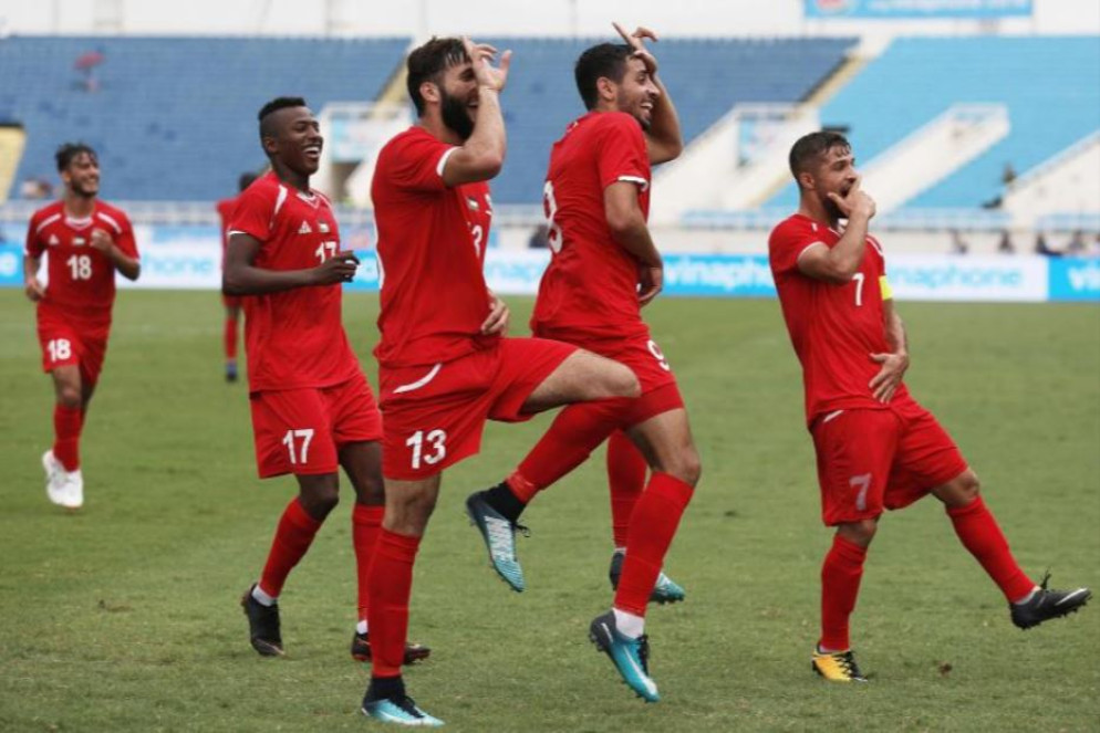 La nazionale palestinese festeggia un gol - ANSA