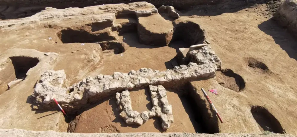 La volta della camera ipogea vista dall'alto - Soprintendenza Archeologia Belle Arti e Paesaggio per l’Area Metropolitana di Napoli