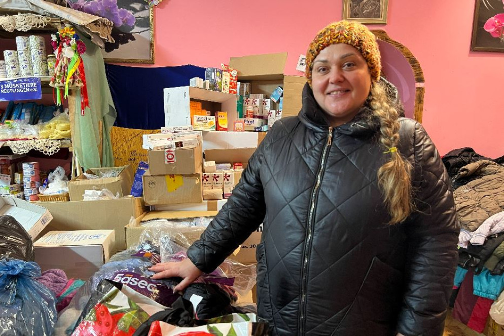 Tatiana Oncirova, la responsabile dell'hub umanitario a Shevchenkove, la cittadina che accoglie gli evacuati dal fronte nella regione di Kharkiv - Gambassi