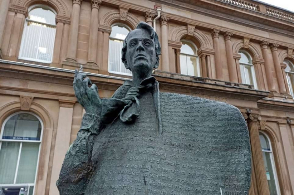 La statua di Yeats realizzata a Sligo da R.Gillespie - R.Michelucci