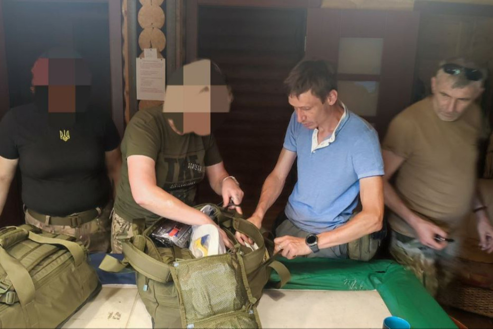 Gli aiuti umanitari portati a Kupyansk da Dmytro Bierieshev, da Volodymyr Kurilo e da Oleksandr Yalovol, fondatore dell’hub solidale “East-West” di Kharkiv - Dmytro Bierieshev