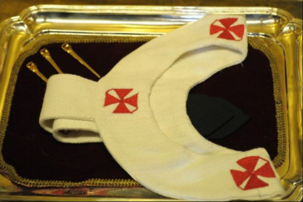 Un pallio - Vatican Media