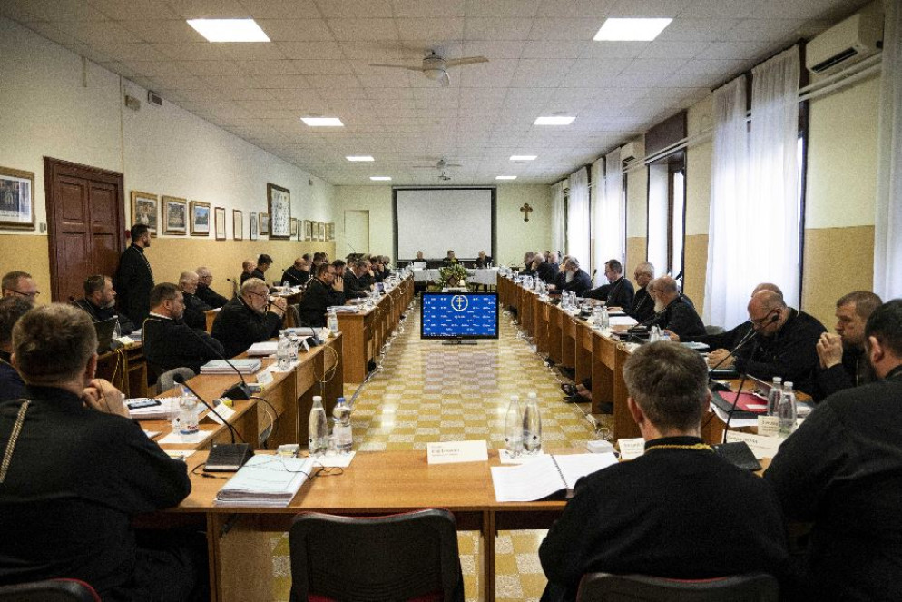 Il presidente della Cei, cardinale Matteo Zuppi, ospite del Sinodo della Chiesa greco-cattolica ucraina in corso a Roma - Siciliani-Cei