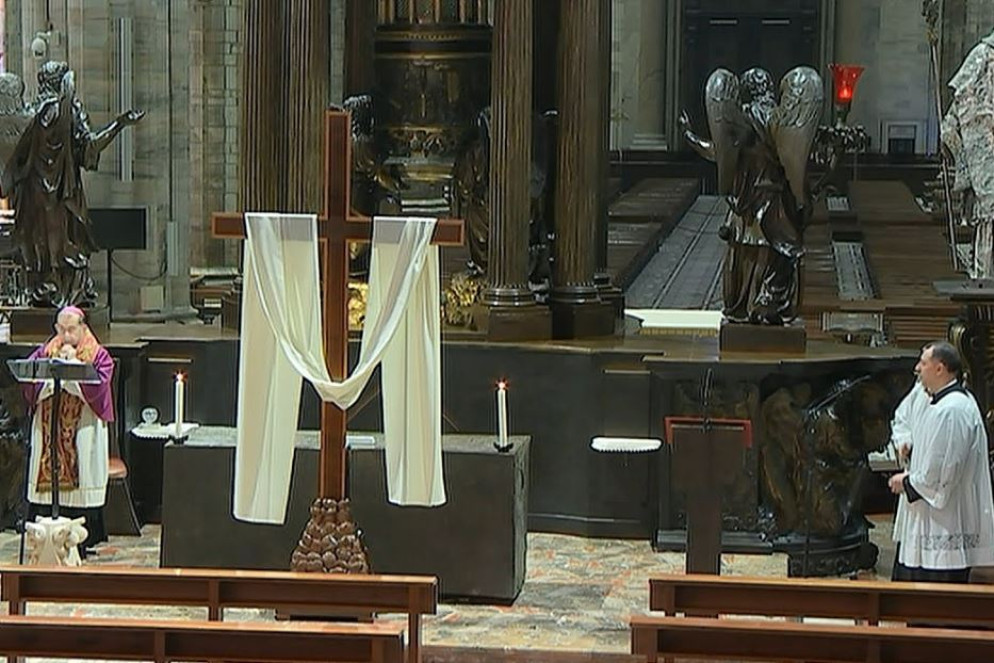 L’arcivescovo di Milano, Mario Delpini, presiede la Via Crucis quaresimale - Chiesadimilano.it