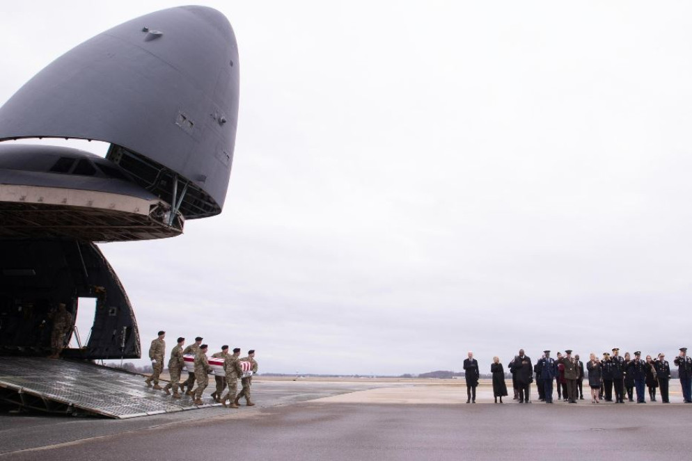 L'arrivo negli Usa delle salme dei 3 militari americani uccisi - Epa