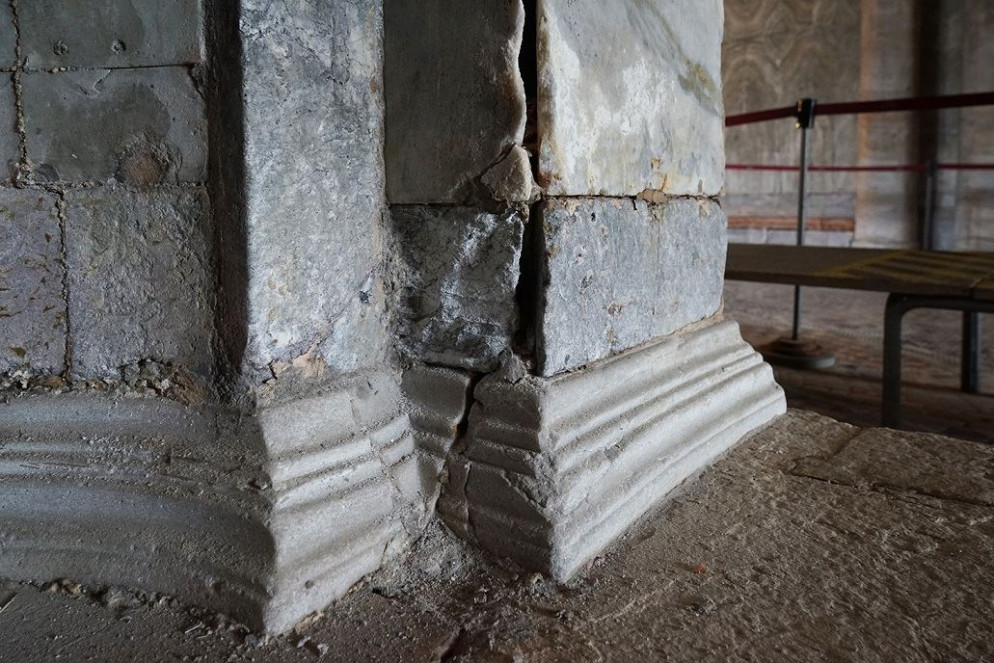 Nartece: cadute recenti da lastre di marmo Proconnesio - Procuratoria di San Marco