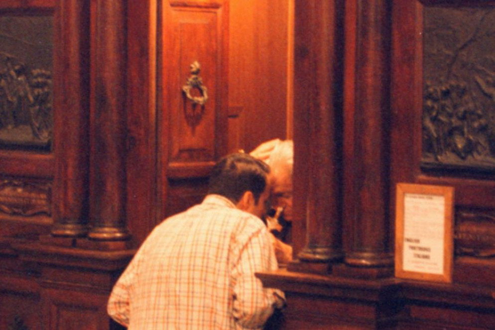 Un penitente al confessionale - Siciliani