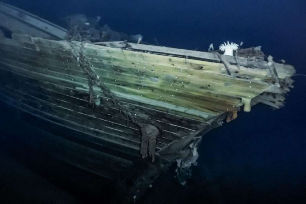 La prua a dritta dell'Endurance - © Falklands Maritime Heritage Trust / National Geographic