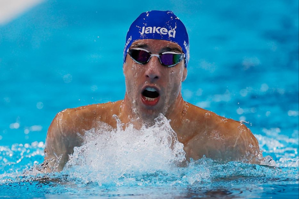 Stefano Raimondi in gara nei 200 misti - Reuters/Andrew Couldridge