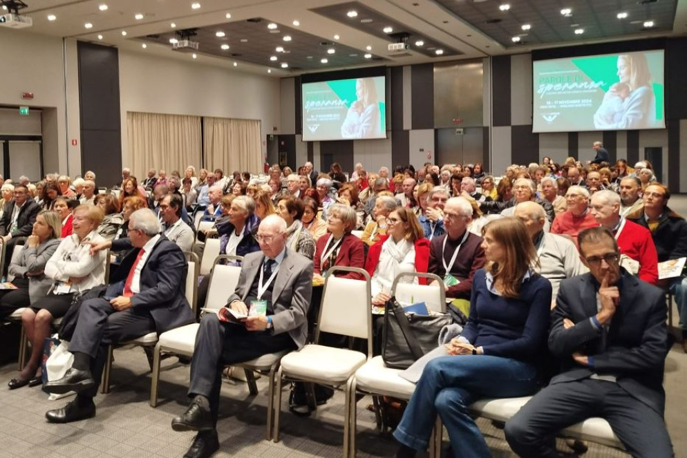 La platea del convegno di Mogliano - Foto Mario Sansalone