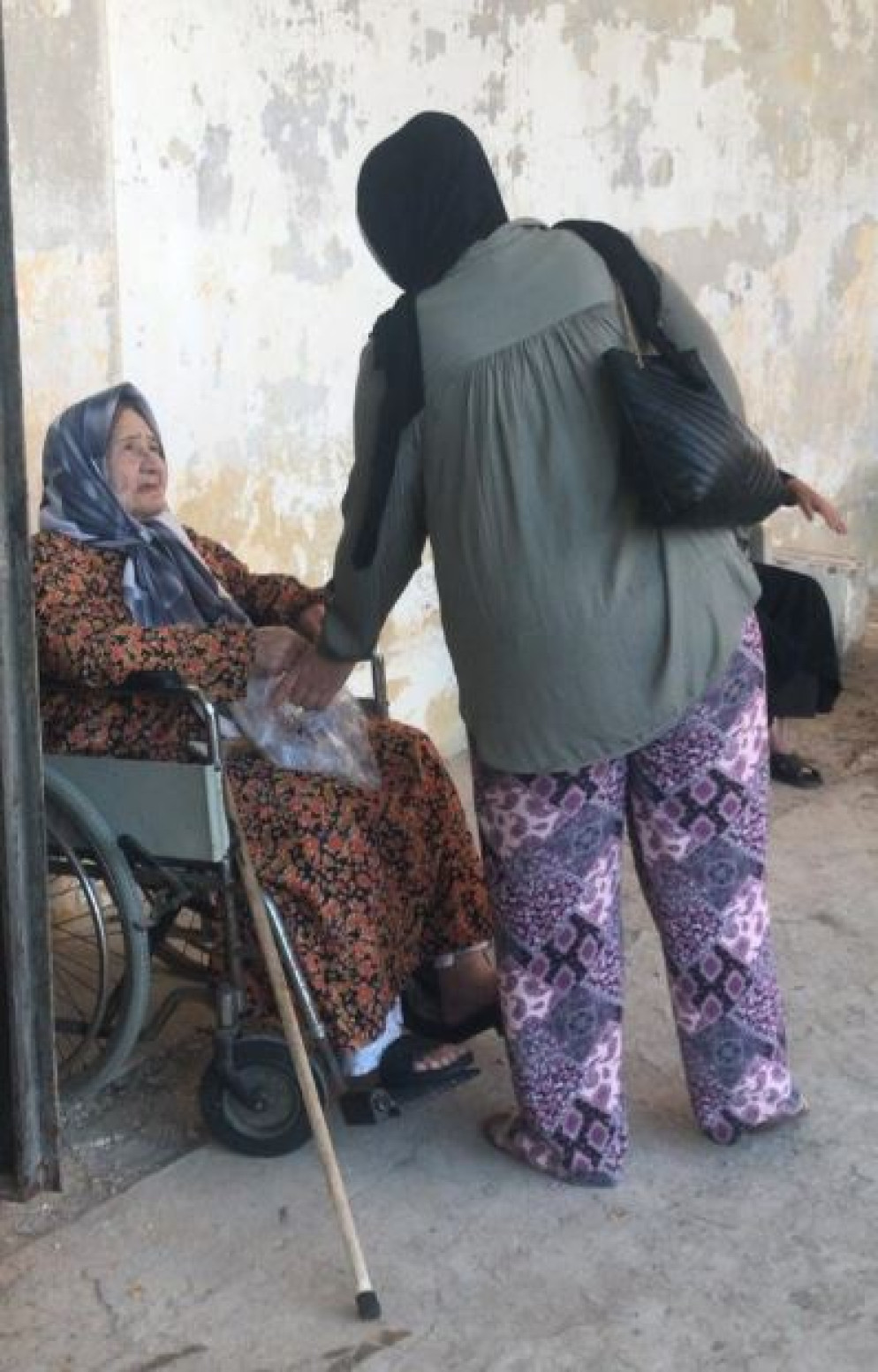 L'improvvisato accampamento di profughi nel convento di Tiro - undefined