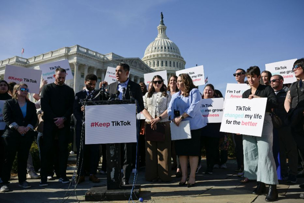 La protesta di chi vorrebbe che TikTok rimanesse disponibile anche negli Stati Uniti - Reuters