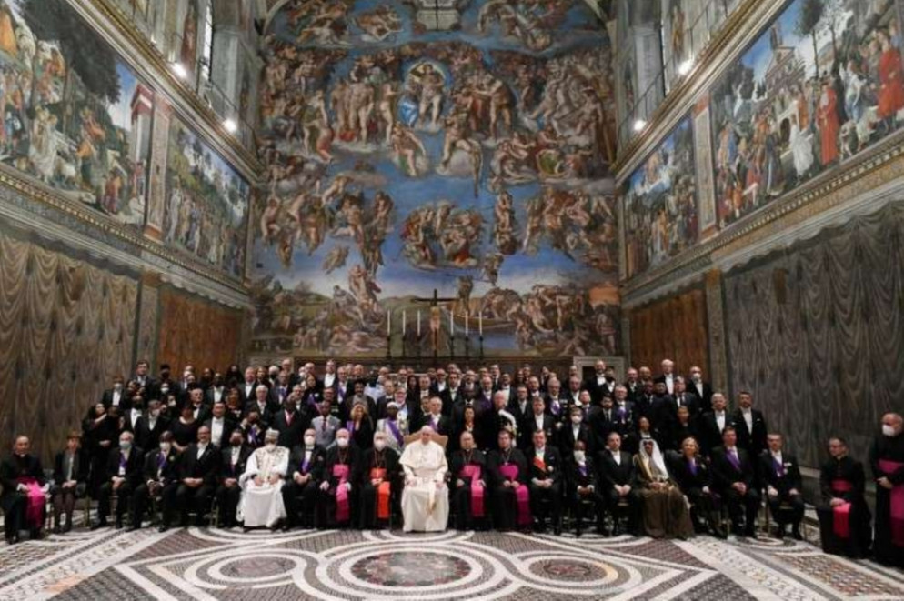 Il Papa incontra il corpo diplomatico - Vatican Media