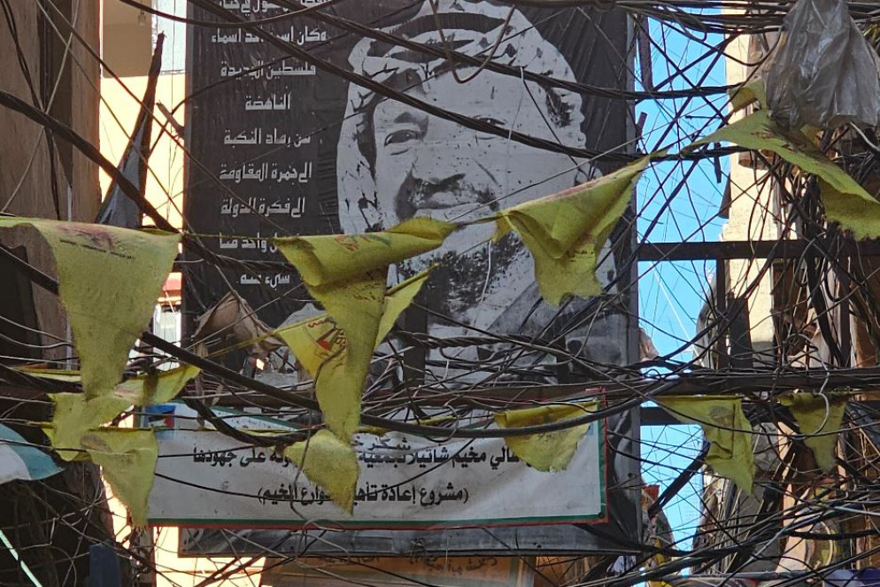 Un ritratto di Yasser Arafat nel campo di Chatila - .