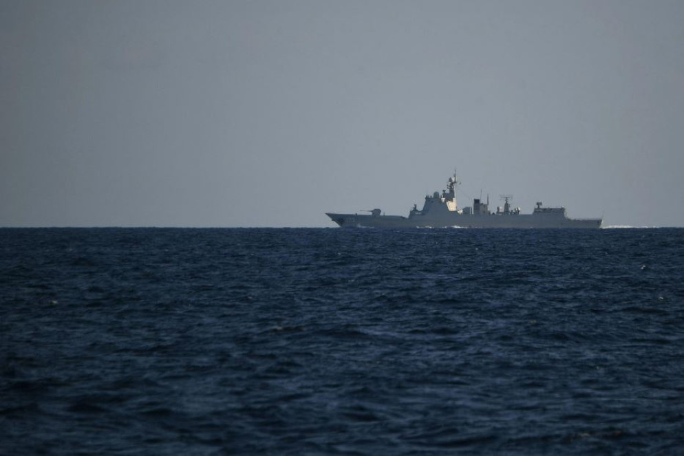 Una nave militare cinese nelle acque dl Mar Cinese Meridionale - ANSA