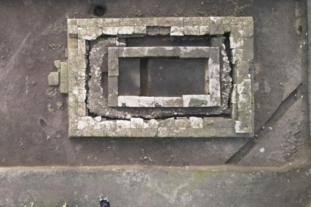 Uno scatto dall'alto della pianta del tempio dorico ritrovato nella valle del Sele - Ansa/Ministero della cultura