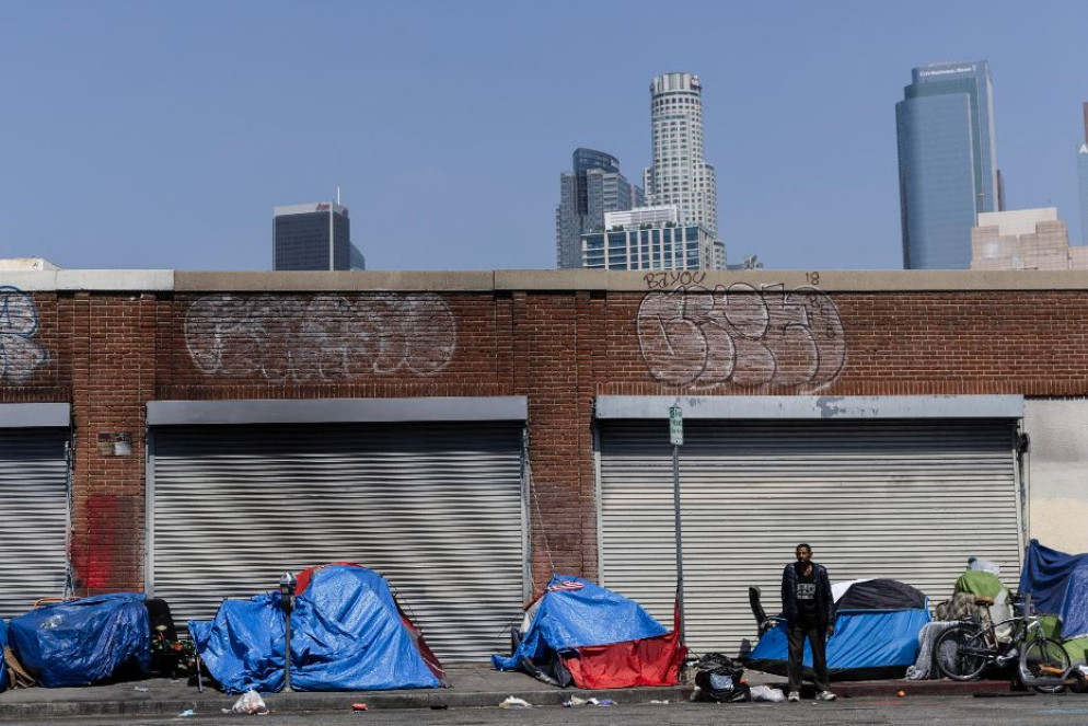 Un accampamento di tende a Los Angeles - ANSA