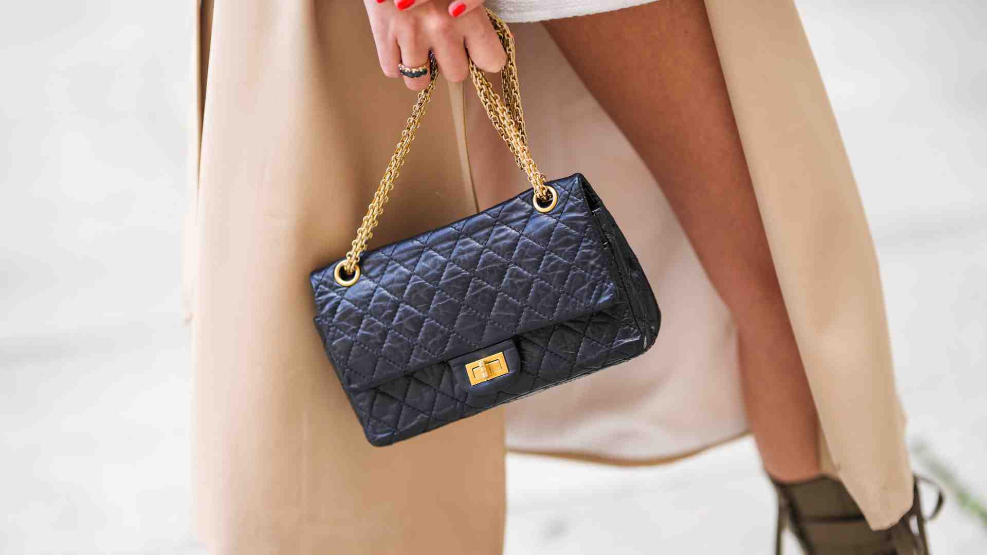 Immagine di La moda impazzita e il flop di Chanel