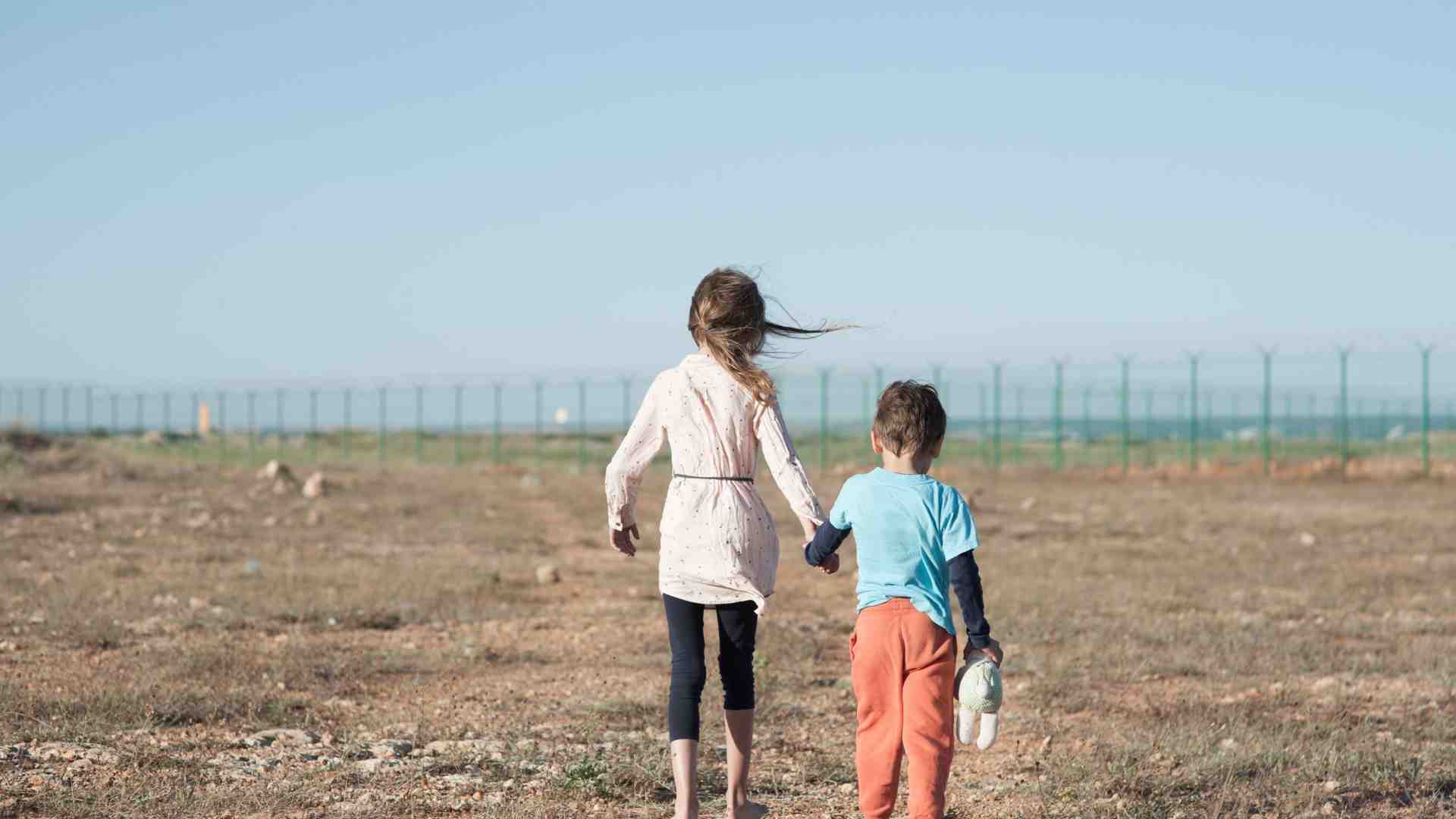 Immagine di I bambini poveri sono gli adulti fragili di domani: «Fermiamo la spirale»