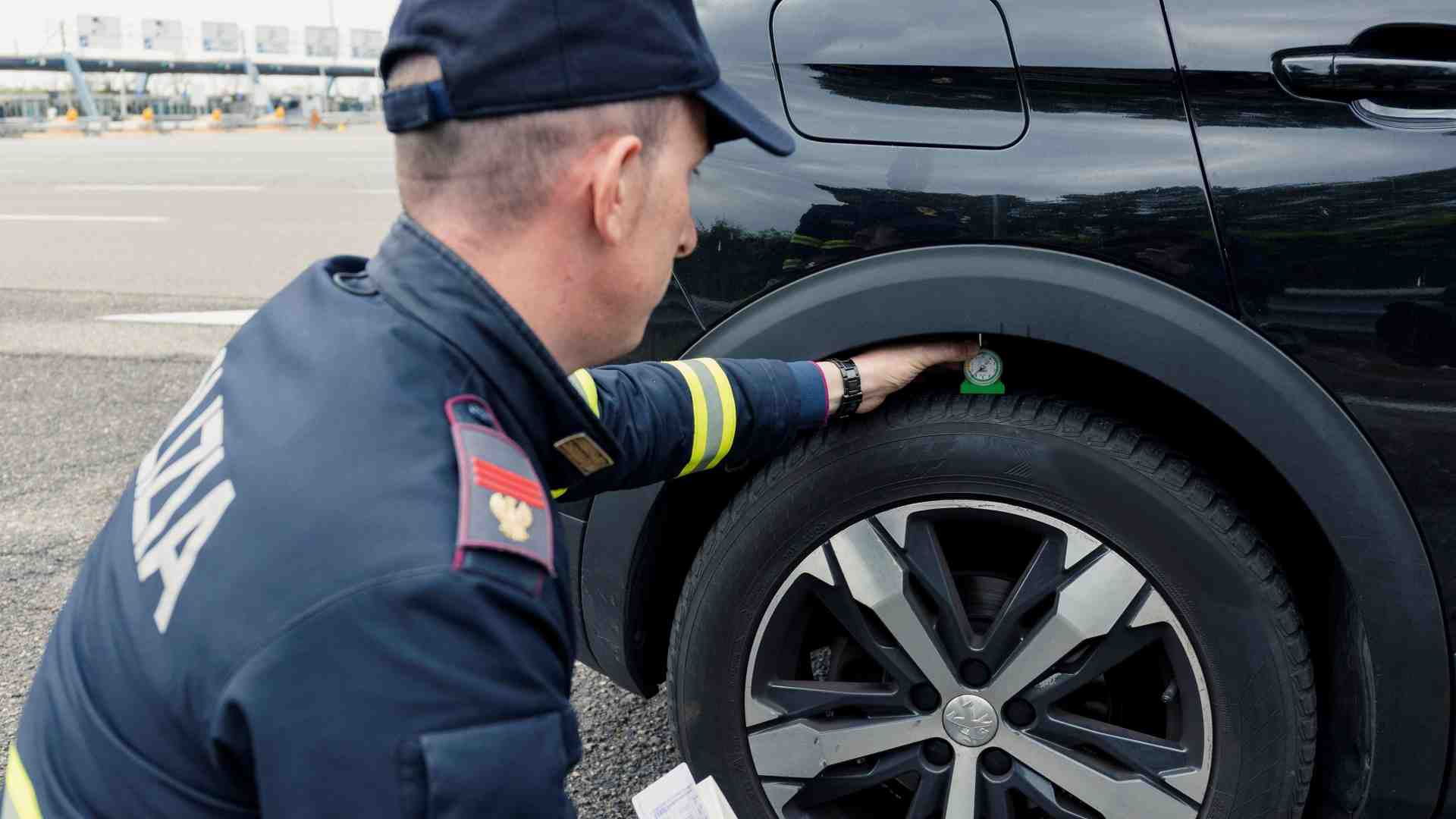 Immagine di Pneumatici sotto controllo, una scelta di vita