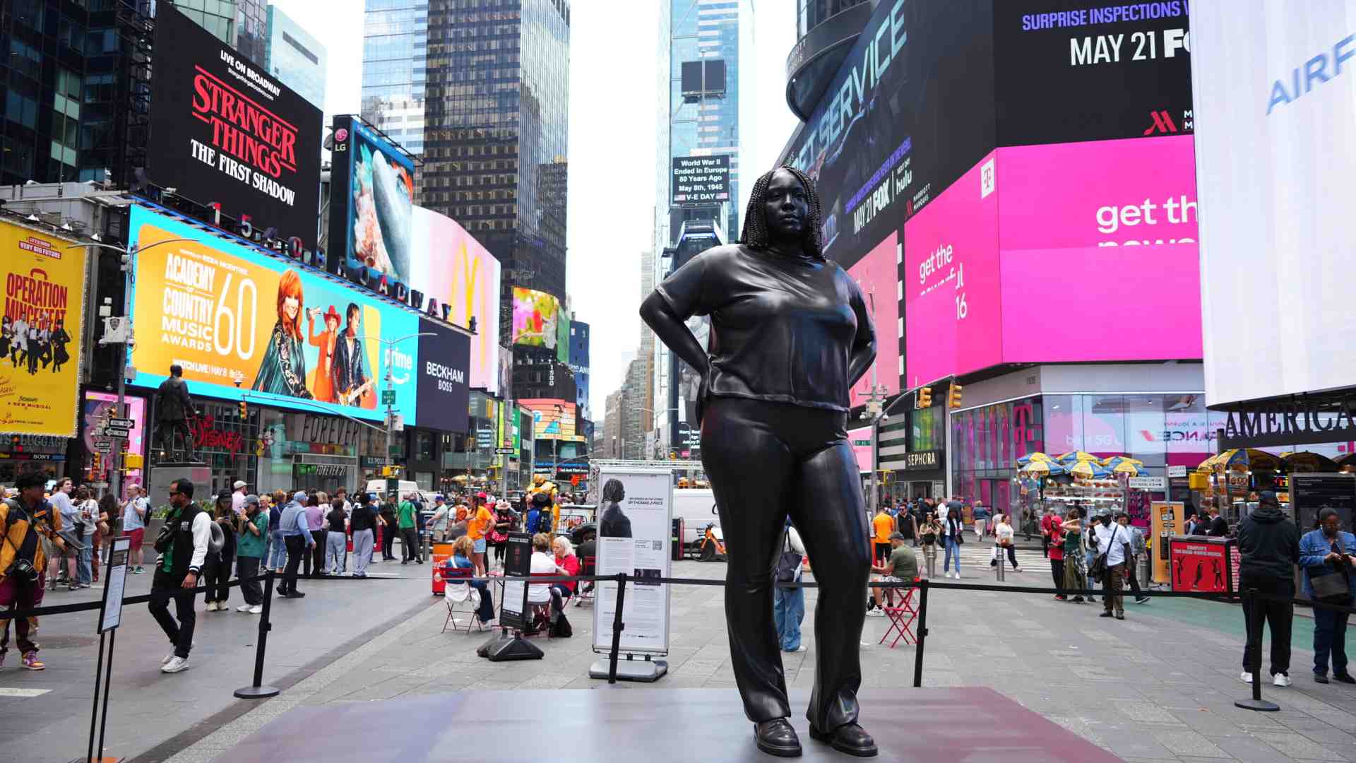 Immagine di Non basta piazzare una scultura woke a Times Square per avere successo