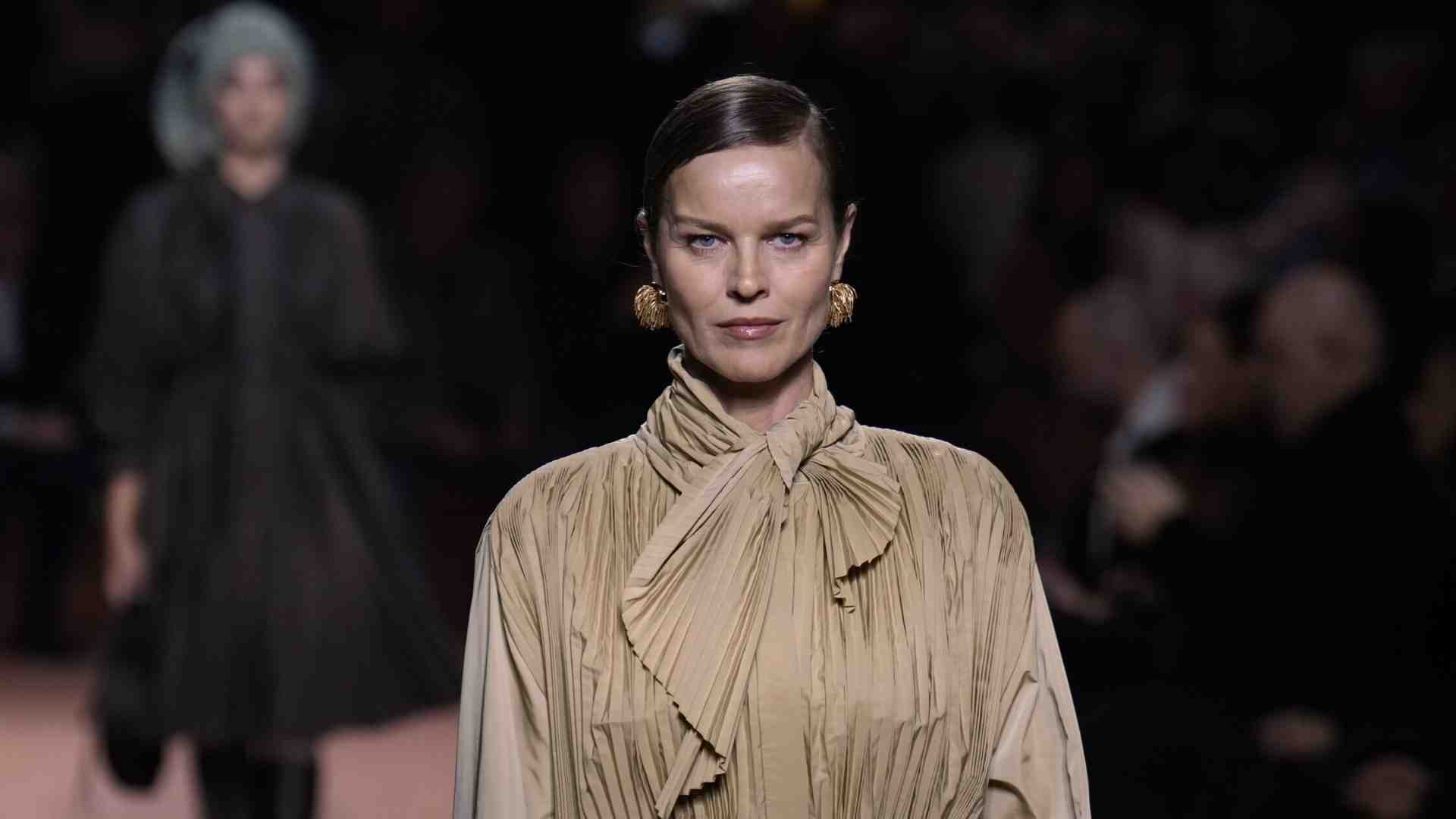 Immagine di A cena con Eva Herzigova, agli Internazionali con Sinner e nel dancefloor con Berrettini