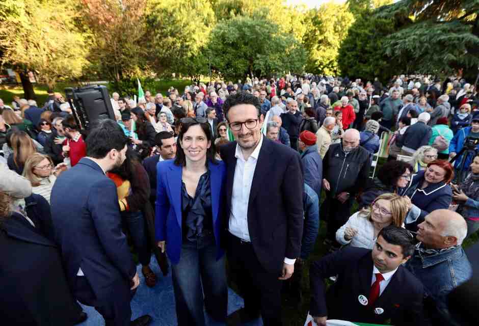 Alessandro Barattoni con Elly Schlein (Facebook Alessandro Barattoni)&nbsp;<br />