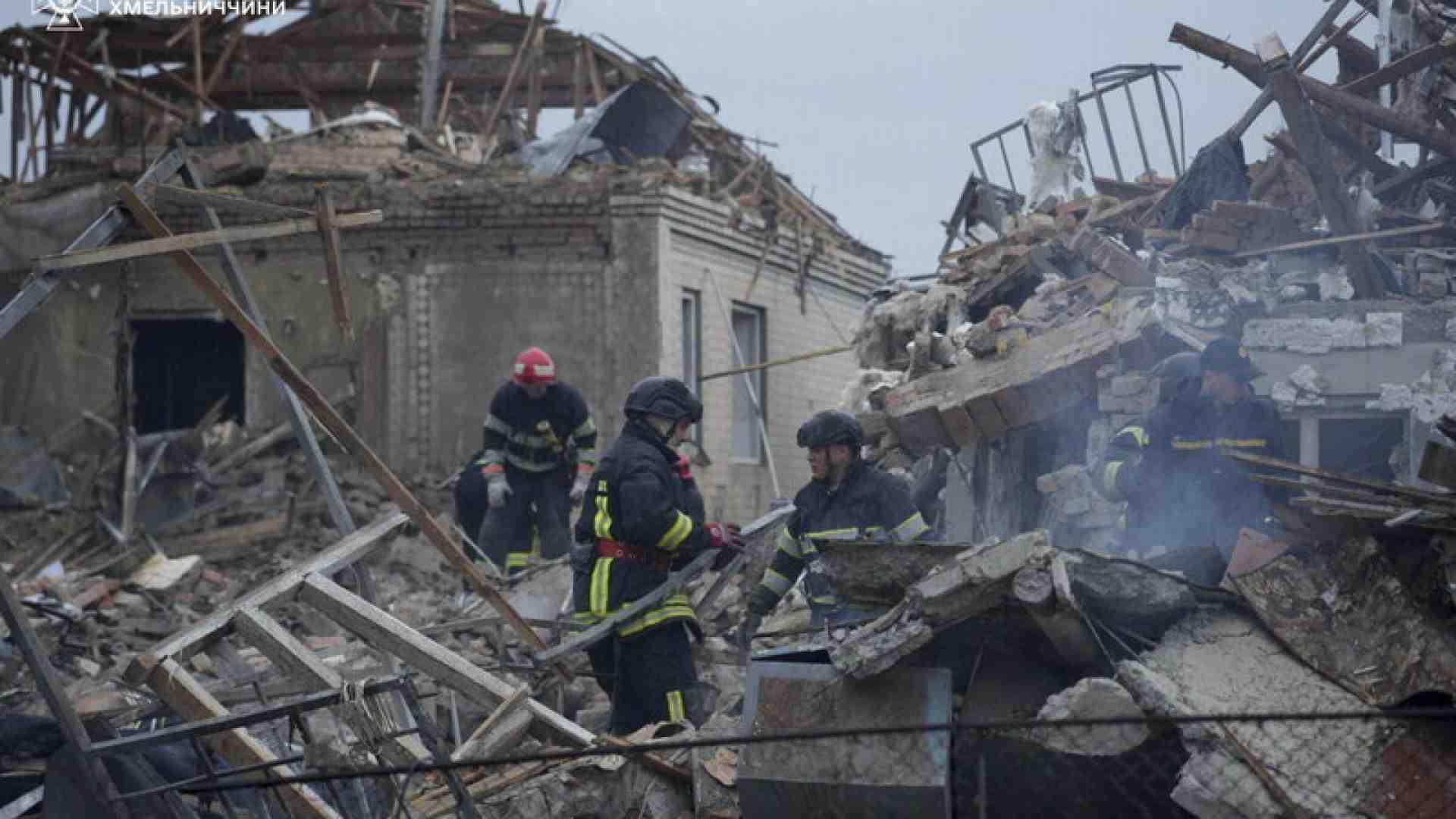 Immagine di Trump attacca Putin ("impazzito") e Zelensky ("dannoso"). E dice: "Quella in Ucraina non è la mia guerra"