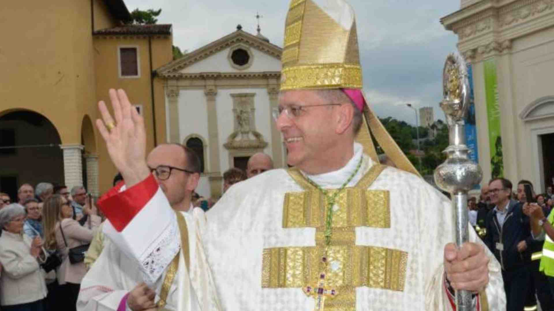 Immagine di Vittorio Veneto accoglie il suo nuovo vescovo Battocchio